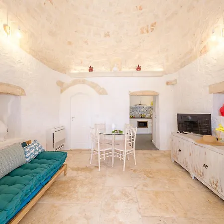 Βίλα Helloapulia Family Trullo Of Silence